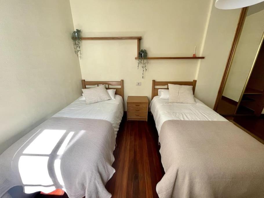 Agradable Apartamento Centrico En Cangas Екстериор снимка